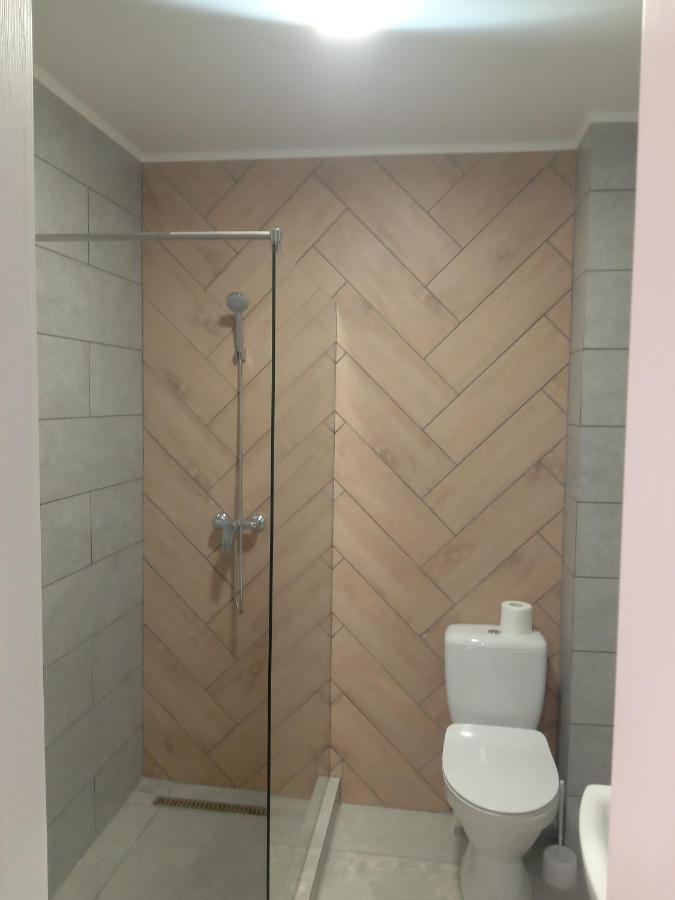 New Apartments Vip 3 リヴィウ エクステリア 写真